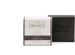 Sabonete Barra Argila Preta (R$14,00), Bioart (Foto: Reprodução)
